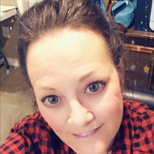 Meet your Posher, Beverly